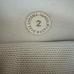 Lululemon  white speed up shorts size small Photo 5