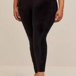 Torrid 4/$25 Full Length Signature Waist Ruched Velour Side Legging Black Sz 1 (1X) Photo 1