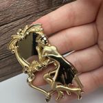 AJC Lady Sitting At Her Vanity Mirror Brooch Pin Gold Tone Signed Photo 7