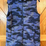 Zenana Outfitters camo Vest  Hooded Hoodie Soft Fuzzy Faux Sherpa Fleece size Small (4488) Photo 0
