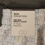 NWT Calia by Carrie Underwood Mid Rise Infinity Short Size XS White Photo 7