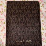 Michael Kors Wallet Photo 0