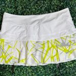 Nike  Dri-Fit Pleated Tennis Skirt Yellow & White Size Medium Photo 0