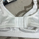 Bali  Classic Support Cool Comfort Wireless Full-Figure Bra Photo 7