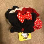 Disney 5 pack  red black white hair scrunchies Photo 0