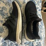 Adidas Women’s  Ultraboost Photo 4