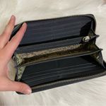 Juicy Couture Y2K Velour Wallet Photo 7