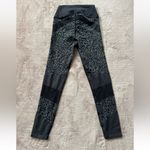 Good American Womenâs Essentials Leggings High Waist Black Leopardâ Print Sz 2 Photo 2