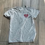 Gray Heart dog mom Design Women's Tee Size M Photo 0