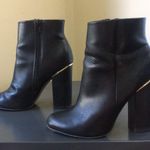 Kurt Geiger Carvela Black Side Zip Gold Metal Trim Block Heel Boots $245 EUC 6 Photo 2