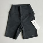 Alo Yoga Bike Shorts Photo 0