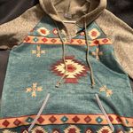 Boutique Pullover Multiple Size M Photo 0