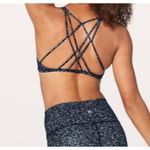 Lululemon  Energy Bra Black Speckle Print Strappy Back Women Size 6 Photo 1