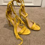 laura's boutique Heels Photo 0