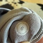 Lululemon Energy Bra Medium Support B-D Cup In Summer Shade Ice Grey Multi Sz 6 Photo 5