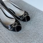 ALDO Vintage Black Patent Leather Peep Toe Silver Buckle Kitten Heels Sz 40/9 Photo 5