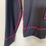 Athleta  Long Sleeve Gray Kangaroo Pocket Top Size S Photo 9