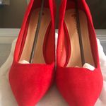 Ladies Trendy Suede Shoes Red Size 9 Photo 3