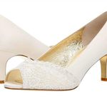 Adrianna Papell Jude Peep Toe Ivory Satin Lace Pump Sz 11W New in Box MSRP $128 Photo 0