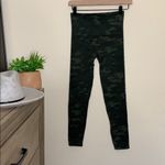 Spanx  • look at me now camo seamless leggings Photo 34