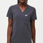 FIGS Women's Catarina One Pocket Scrub Top in Charcoal, Size Large Photo 0