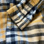 American Eagle Oversized Flannel Photo 3