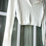 Divided by H&M Womens Medium Collared Ribbed Knit Long Sleeved Crop Top•Slim Fit Photo 8