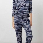 Rails  Theo Blue Indigo Camo Sweatshirt size small Photo 0