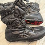 The North Face women's size 8.5 blk Waterproof Ice Queen Primaloft Winter Boots Photo 4