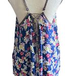 Torrid -beautiful navy blue floral tank top, lace up back, adjustable straps, excellent condition, size 2x Photo 5