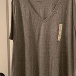 Ava & Viv  Women's Short Sleeve T-Shirt Top V-Neck Top Size 4X Gray Photo 0