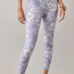 Reformation  High Rise Legging Porcelain Photo 3