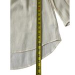 st. john's bay  Women Size Medium Cream Long Sleeve Blouse (1-338) Photo 5