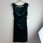 Jessica Howard : Elegant Emerald Green Velvet Dress Photo 1