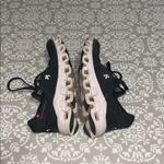 On Cloud Running Women's Black Athletic Shoes Size 8 Photo 4