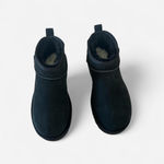 UGG  Women’s Ultra Mini Classic 7 Photo 1