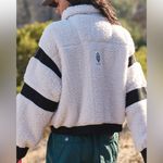 Free People NWOT Far Out Fleece Jacket in Ivory Sherpa White / Black Photo 3