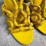 Tory Burch  Bright Yellow Leather Strappy Basket Woven Covered Heel Sz 7 Photo 3