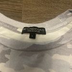 Beyond Yoga  Light Gray Camo Sweatshirt w/ Austin Texas Lettering, Size Large Photo 2