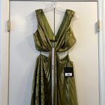 Mac Duggal  Pleated Metallic Cutout Gown Maxi Dress Chartreuse Green Size M UB Photo 5