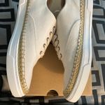 UGG NIB Women’s Cream W Eyan Canvas  Sneakers Photo 5