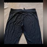 Athleta  Women’s  Crop Pants Black Zip Pocket Elastic Waist And Ankles Sz L‎ Photo 3