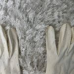 50s 60s White Gloves Pearl Embellishment OSFM Photo 2