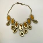 Yellow gold tone and green statement necklace Photo 3