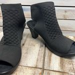 Bernie Mev Texas Salma Black Knit Peep‑Toe Block Heel Booties EU 36 US 6 Photo 3