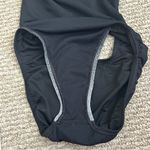 Nike Women’s  swimsuit one piece size 8 Photo 4