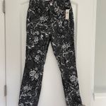 Pilcro NEW WITH TAG  CIGARETTE STRAIGHT JEANS IN DARK FLORAL SIZE 28! Photo 6