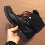 American Vintage BLACK FOLD OVER FAUX FUR LINED LACED BOOTS/BOOTIES Photo 1