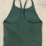 Old Navy Active  Green workout cropped tank Removable padding Photo 1