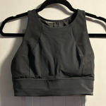Lululemon Bra Challenger Grey Sports Workout Sports Women's Size 8 With Padding Size M Photo 0